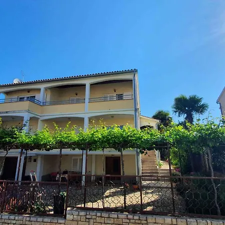 In - Istrien 40404 Apartment Porec